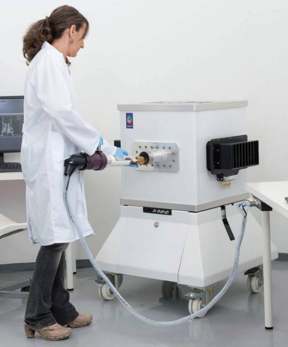 臨床前研究用小動物磁共振成像系統